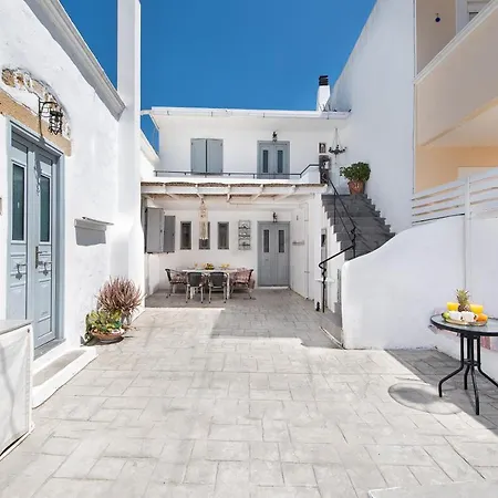 Kleanthi Holiday home *